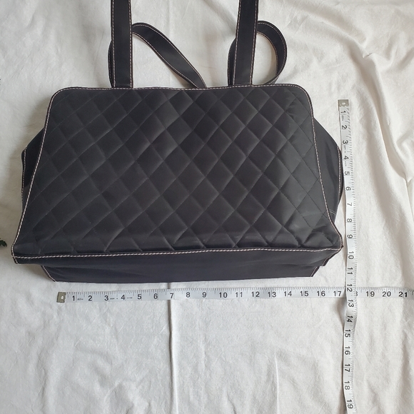 New Mary Kay Zippered Quilted Tote Travel Cosmetic Bag - Picture 10 of 13